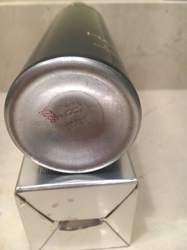 HALSTON LIMITED Exhilarating Cool Spray Talc 2.75 OZ NIB