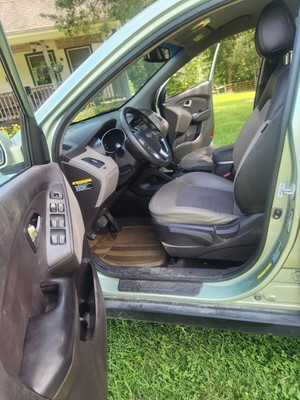 image 11 of interior