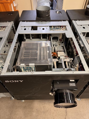 SONY SRX系列　プロジェクションレンズ　LKRL-Z219 メモリ機能付 SONY SRX系列 プロジェクションレンズ LKRL-Z219 メモリ機能付