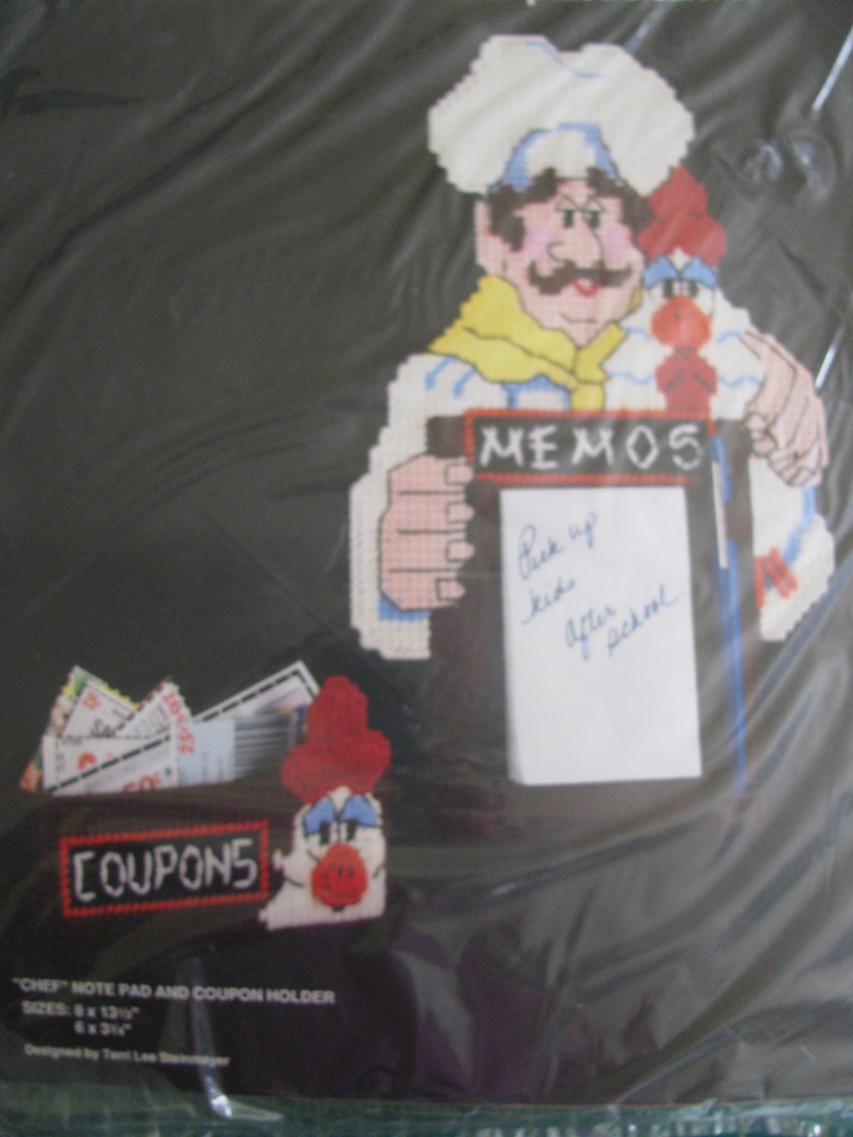 Vintage Bucilla Plastic Canvas 5907 Chef Note Pad & Coupon Holder Kit