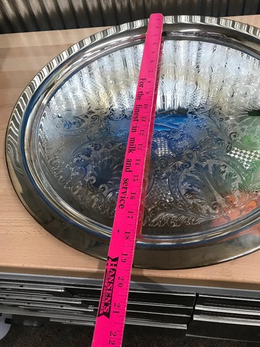 Vintage Large Oneida Silversmiths Ornate Round Serving Tray Dish Platter