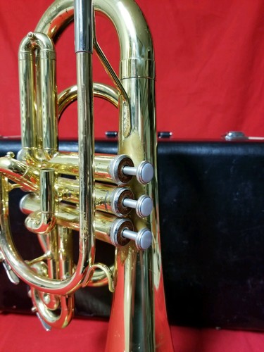 Yamaha YMP-202M Marching Band Mellophone WITH CASE & MOUTHPIECE