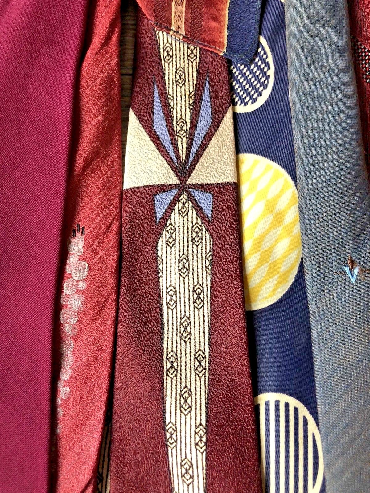 Lot 50+ Vintage Mens Neck Ties 42,10 clip ~ Quilting,Crafts,Theater skinny deco