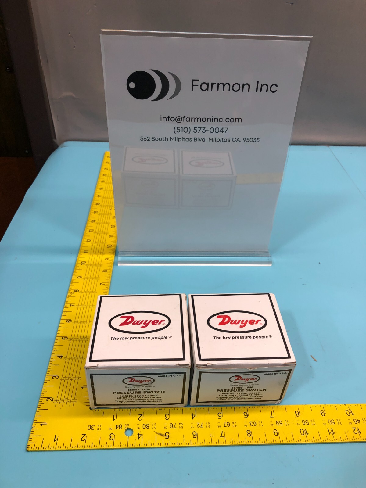 2 Dwyer 1910-1 Series 1900 Pressure Switch, 164911