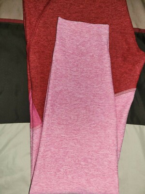 Women's leggings outdoor voices deep red/flamingo rose 7/8 leggings size M NWT