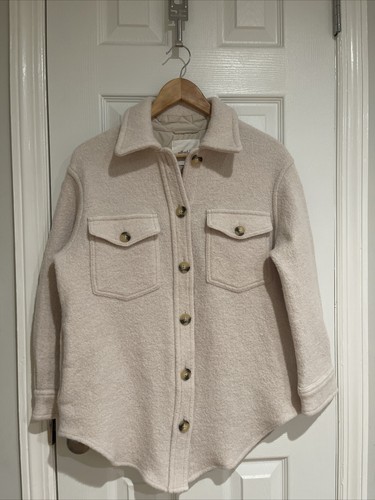 Aritzia wilfred free ボアジャケット コート Aritzia Wilfred Free Stable Jacket | TikTok
