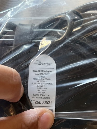 Rocketfish Laptop 90W AC/DC Adapter RF-PRACDC Universal w/ Power Tips