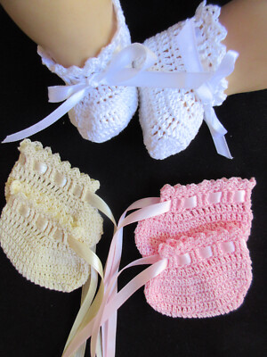 LOT OF 3 PAIR CROCHETED BOOTIES FOR 20'' MADAME ALEXANDER 1965 PUSSYCAT DOLL