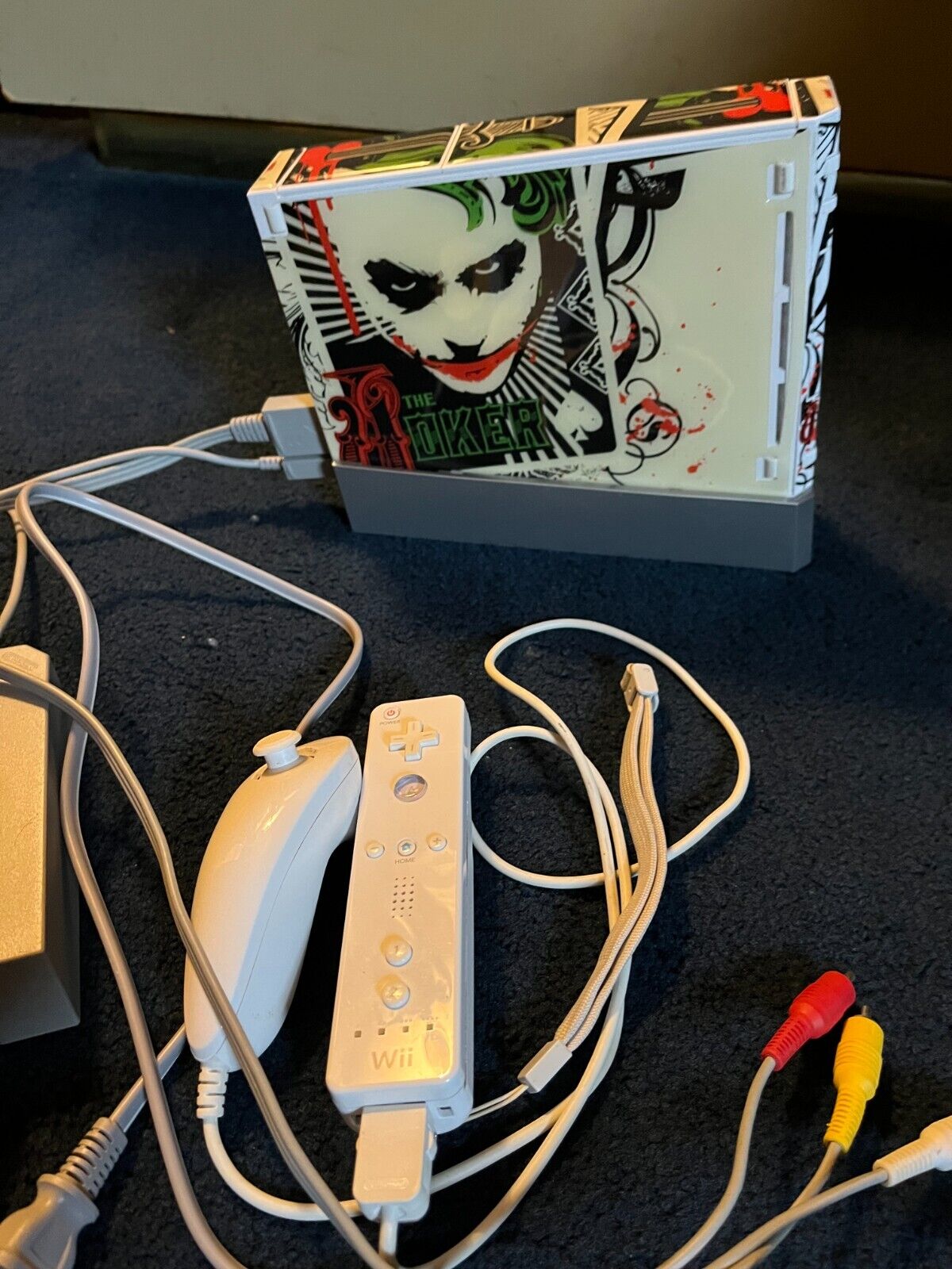 Nintendo Wii Custom Console Joker Skin W Cables Controller Nintendo Wii Custom Console Joker Skin W Cables Controller