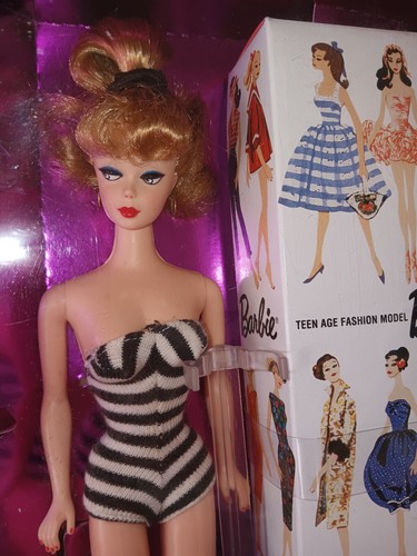 1993 MATTEL BARBIE 35TH ANNIVERSARY ORIG. 1959 DOLL BRUNETTE STYLE