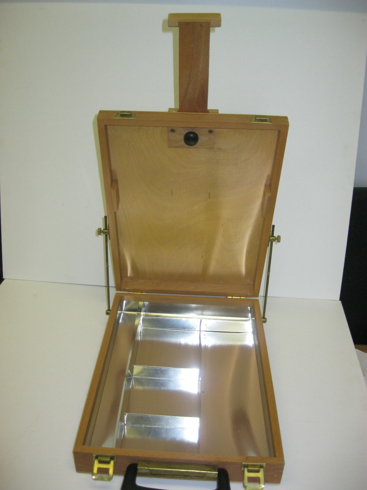 Artist Table Top Box Easel Brand New (Made in Italy)