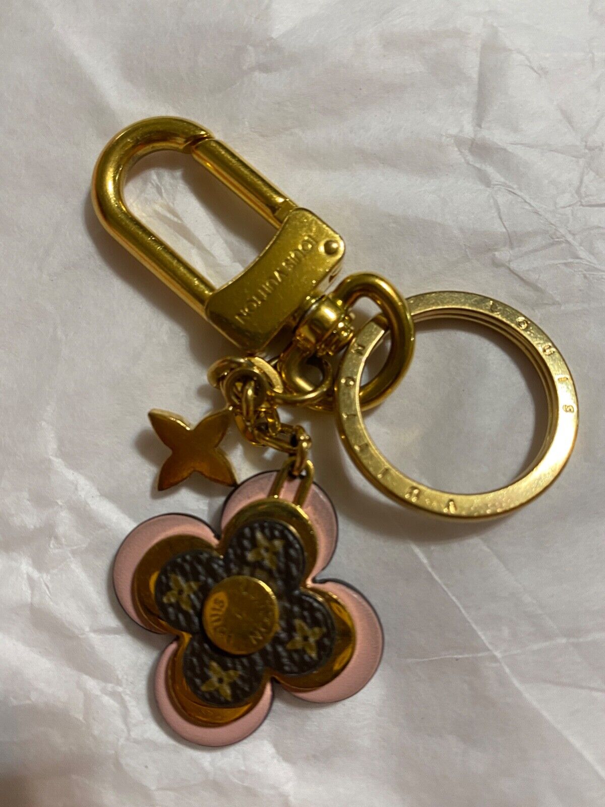 AUTHEN LOUIS VUITTON BLOOMING FLOWERS BB BAG CHARM AND KEY AUTHEN LOUIS VUITTON BLOOMING FLOWERS BB BAG CHARM AND KEY