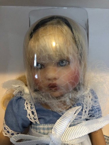 Kish & Company Alice In Wonderland Riley as “Alice”  Articulated LE NRFB MINT