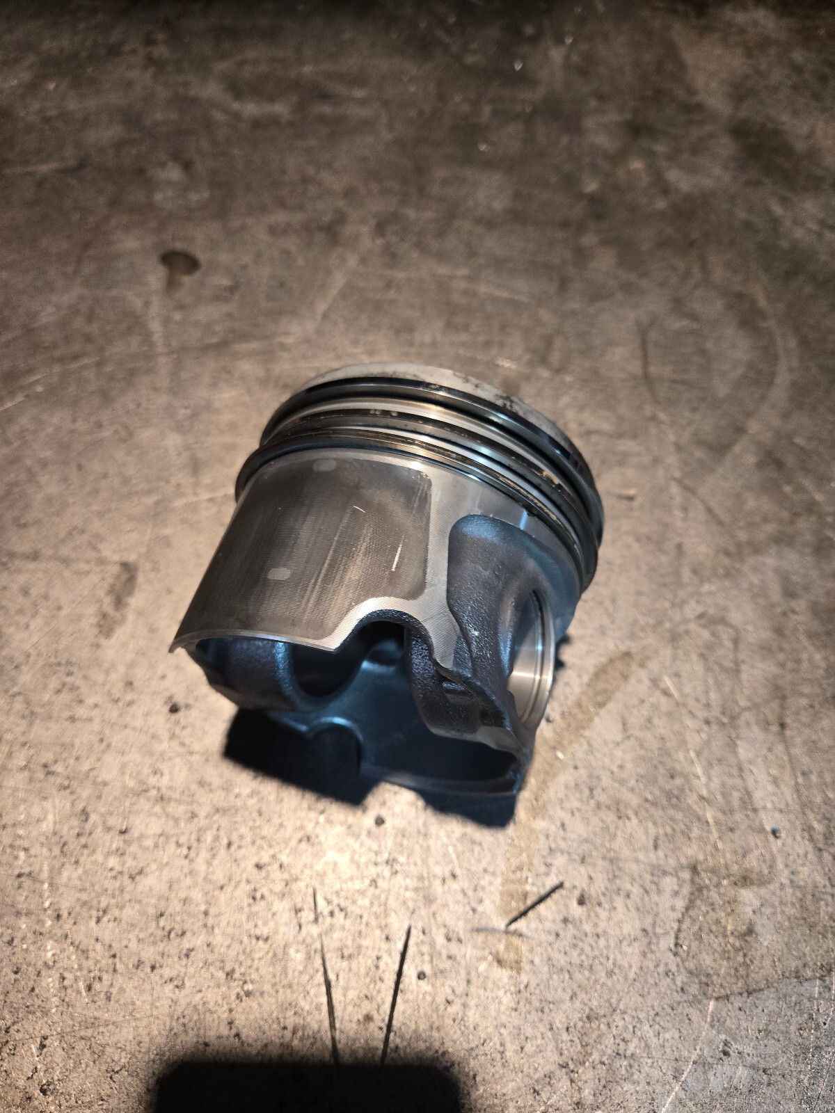 BC3Q-6110-BE 6.7 Powerstroke Piston Used - Picture 6 of 6