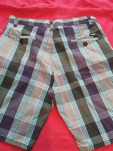 Zoo York Men's shorts size 34 Purple,gray,and blue plaid