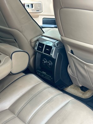 image 3 of interior