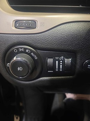 Used Headlight Switch fits: JEEP CHEROKEE 14 15 16 17 18 19 20