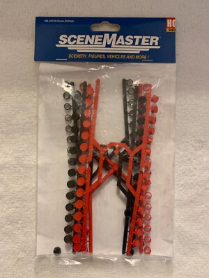 Walthers #949-4152 HO Scale Oil Drums (32-Pack) Kit