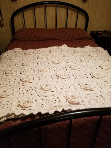 Queen Sized Crochet Rose Vanilla Coverlet