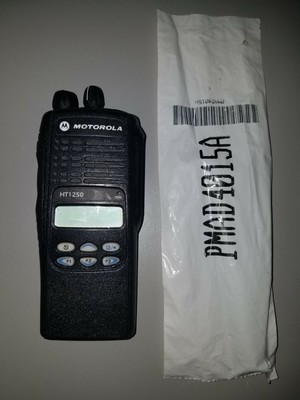 MOTOROLA HT1250 VHF 136-174mhz 128ch PORTABLE RADIO AAH25KDF9AA5AN. CLEAN!. Buy it now for 145.0