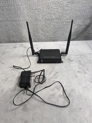 Social Powered Wifi Hotspot Model SH100 With Cable