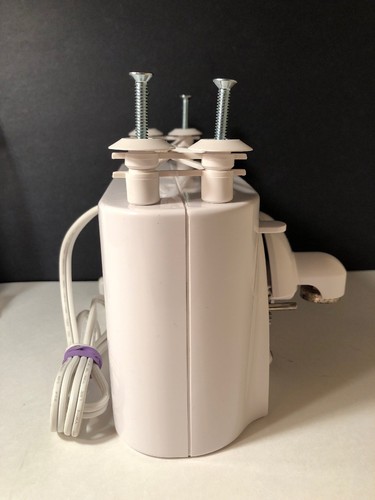 Black & Decker Spacemaker EC75 Type 1 Under Cabinet Electric Can Opener White