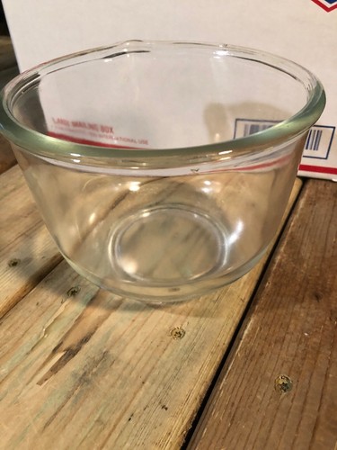 Oster Regency Kitchen Center Mixer 969 04B SMALL GLASS BOWL Replacement Part