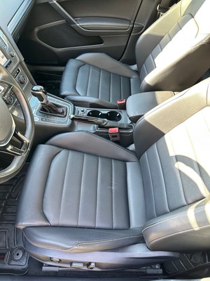 image 4 of interior