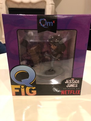 QMx Q Fig Jessica Jones Figure