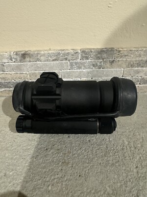 Aimpoint Comp M4S Red Dot Sight & QRP2 Mount