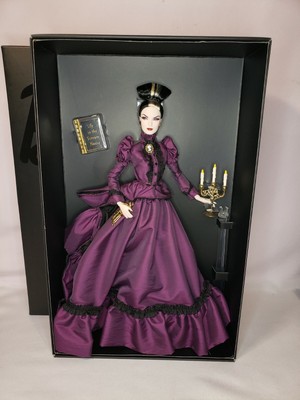 RARE HAUNTED BEAUTY MISTRESS OF THE MANOR BARBIE DOLL 2014 MATTEL BDH39 NRFB 