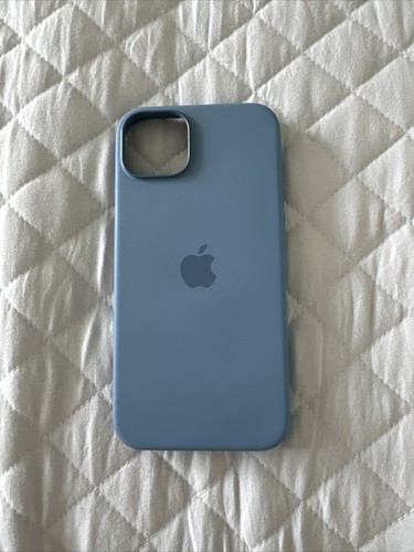 Apple - iPhone 15 Plus Silicone Case 色:サイプレス Apple iPhone 15 Plus Silicone Case with MagSafe Cypress