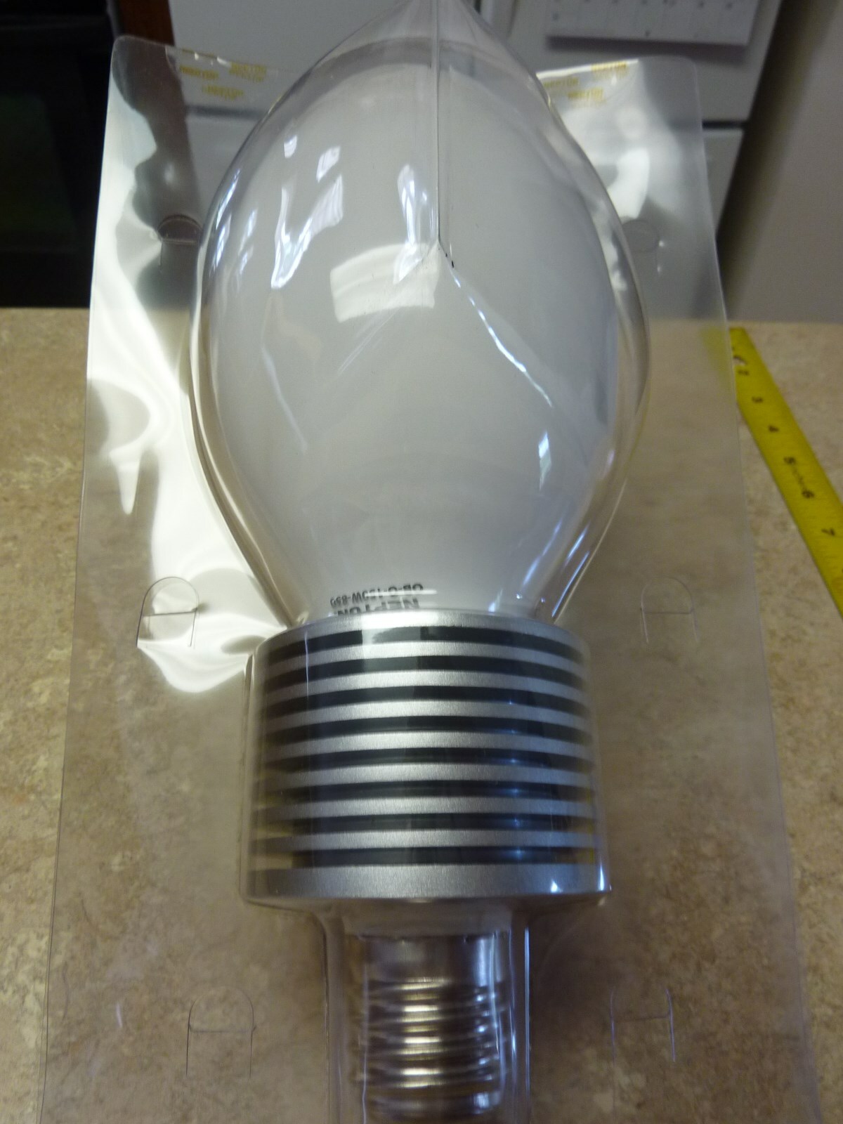 NEPTUN 150W- Oval-850 E40 Base Bulb  Item # 26150RK-UNV- E40- New in Box