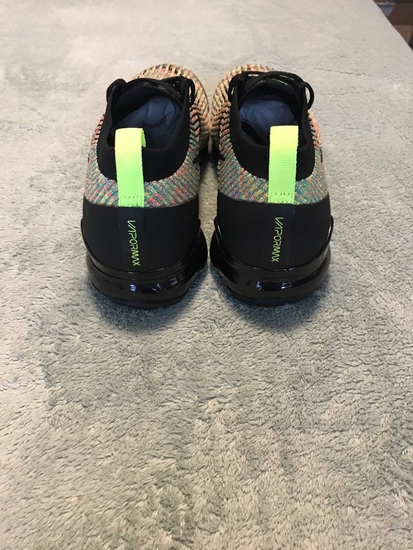 Nike Air VaporMax Flyknit 3 Oreo US $ 120 3 StockX