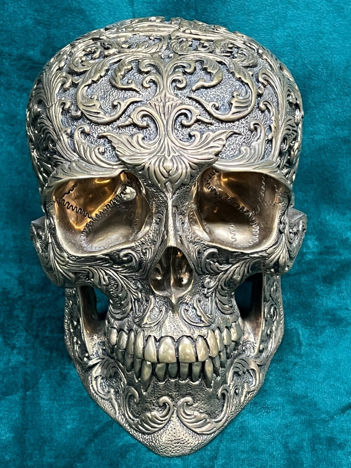Lee Downey　Skull Key Lee Downey Life Size Bronze Floral Carved Skull | eBay