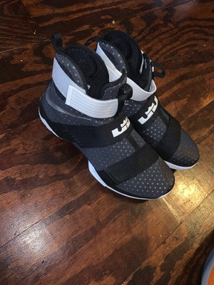 Nike LeBron Soldier 10 Ohio State PE Available | Nike LeBron Soldier 10 Ohio State PE Available |