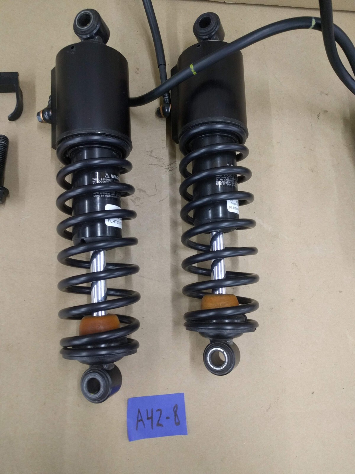 WY30用リアシャックル？ WY30用リアシャックル？