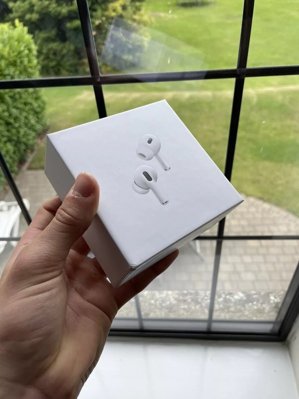 Apple Earplug Pro 2nd Generation with MagSafe Wireless Charging Case