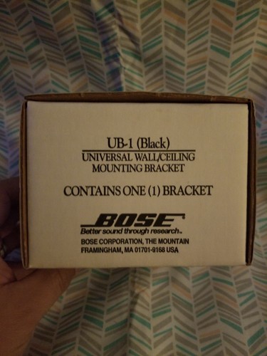 One Bose UB-1 (Black) Wall/Ceiling Mounting Bracket Kit For Bose Speaker
