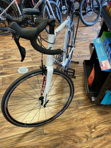Bicycle for Sale: Cervelo R2 in Huntersville, North Carolina