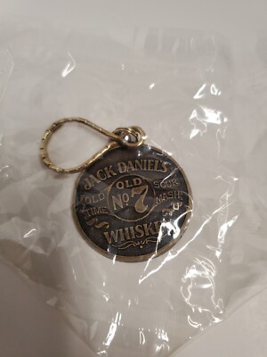 VINTAGE  JACK DANIELS Whiskey Old No. 7 Key Chain 