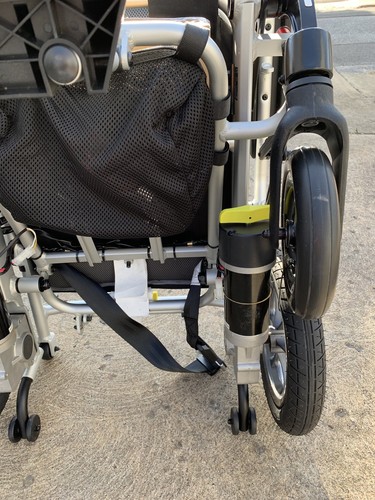 New Pride Mobility JAZZY PASSPORT folding, compact and lightweight PowerChair