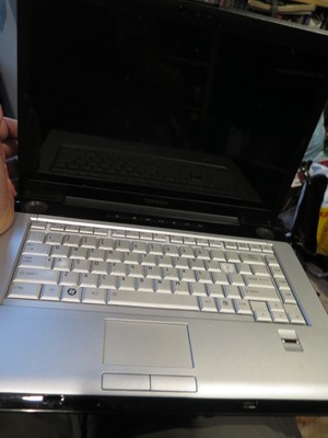 Toshiba satellite m200 laptop working but sold as parts requires password reset