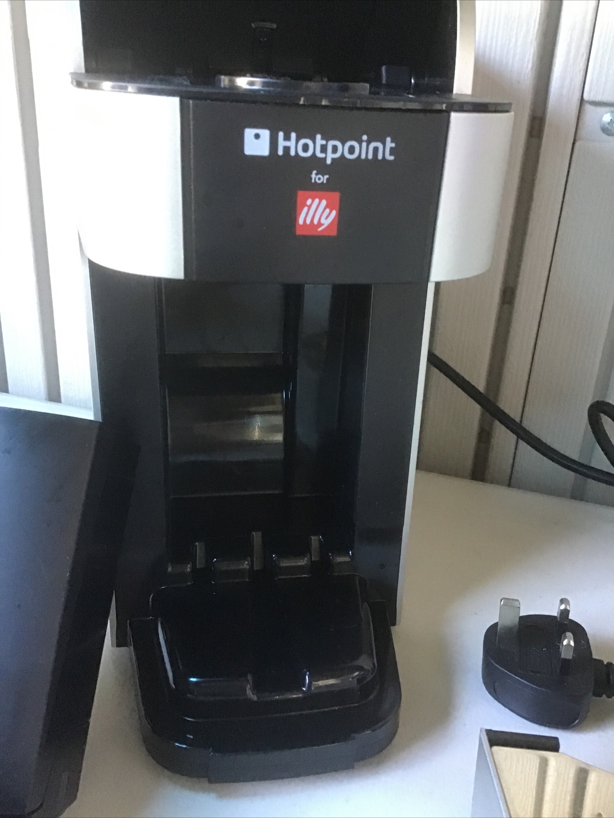 Hotpoint CM HPC GX0 Illy Espresso 