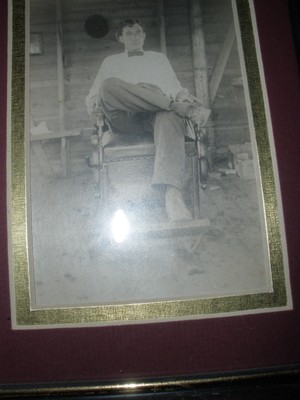 VINTAGE BARBER SHOP WALL ART- - BEAR BONE BARBER SHOP  - NO.85