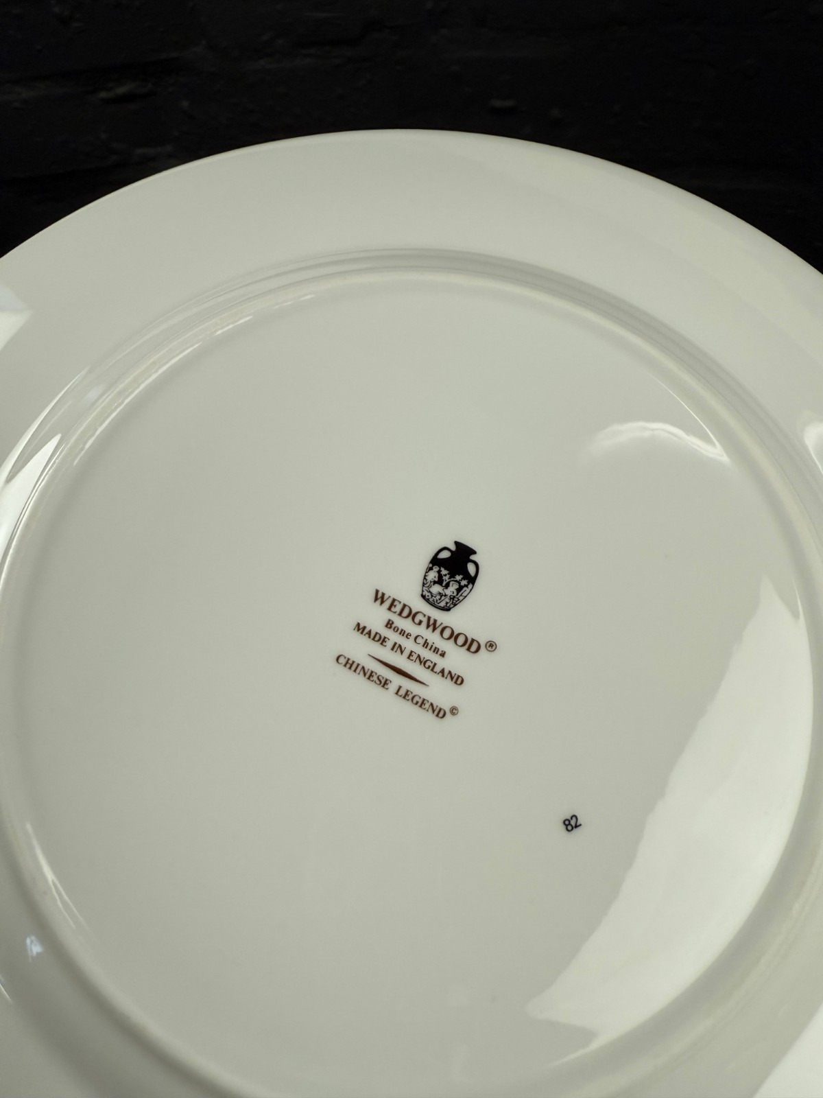 4 x Wedgwood Chinese Legend Large Dinner Plates 27.5 cm Wide 2 Sets Available