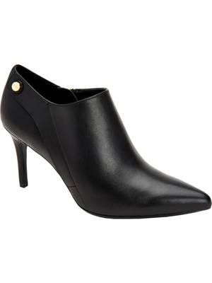 

CALVIN KLEIN Женские черные амортизирующие Gara с острым носком Stiletto Shootie, Черный, GARA