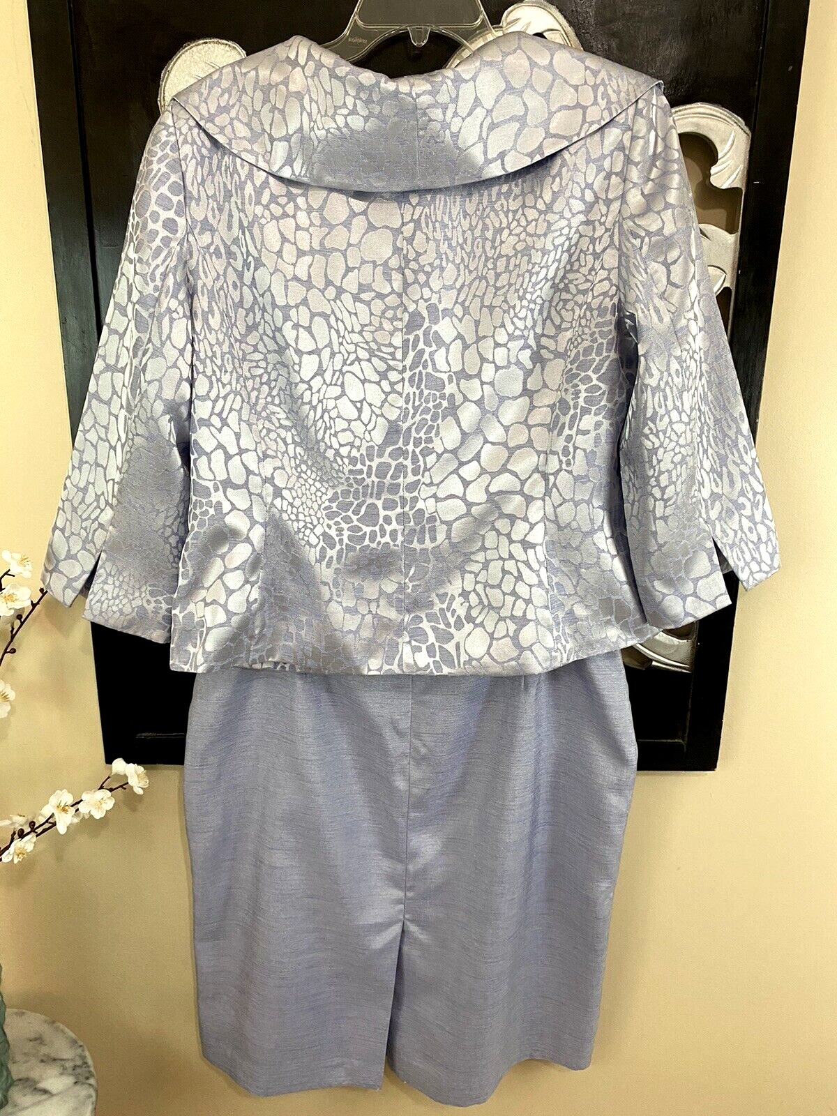 ISABELLA SUITS 2 PC Periwinkle Shawl Neck Jacket/Skirt Animal Mother Bride SZ 14