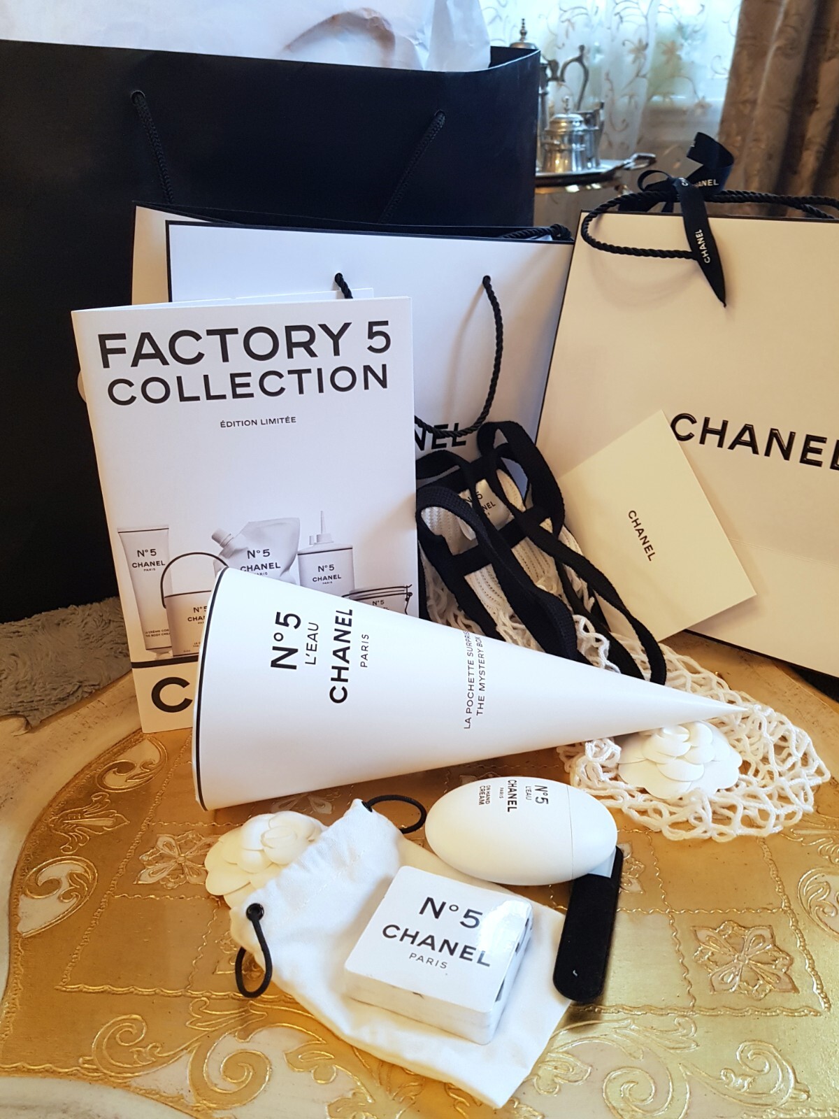 CHANEL/FACTORY5【特別限定品】N5 ザミステリーボックス【新品