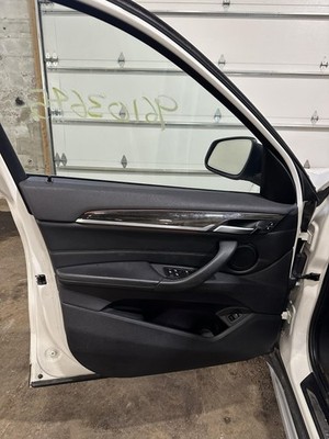 16 17 18 19 20 21 22 BMW X1 Front Door Trim Panel Left